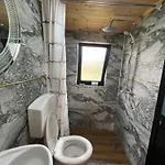펜션 Restorant Natyra Diber Podgorce