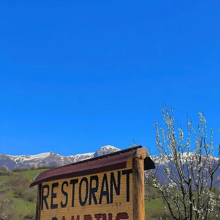 Restorant Natyra Diber Feriehus *