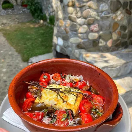 Feriehus Restorant Natyra Diber
