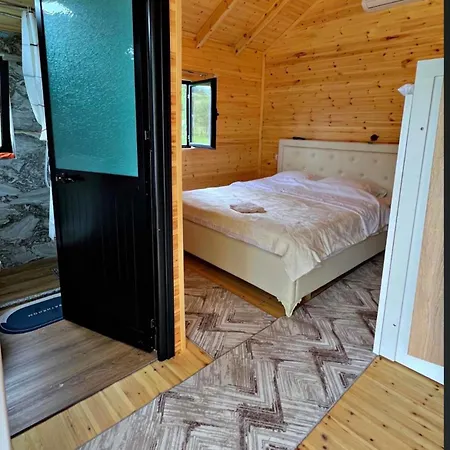 Restorant Natyra Diber *