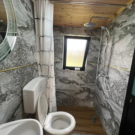 Feriehus Restorant Natyra Diber Podgorce