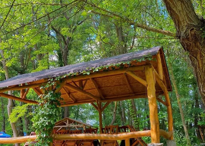 Holiday home Restorant Natyra Diber *