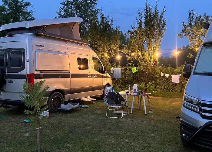 Holiday home Restorant Natyra Diber