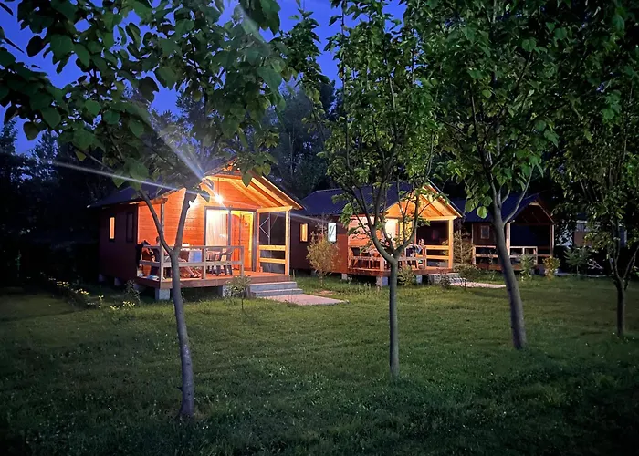 Restorant Natyra Diber Holiday home Podgorce